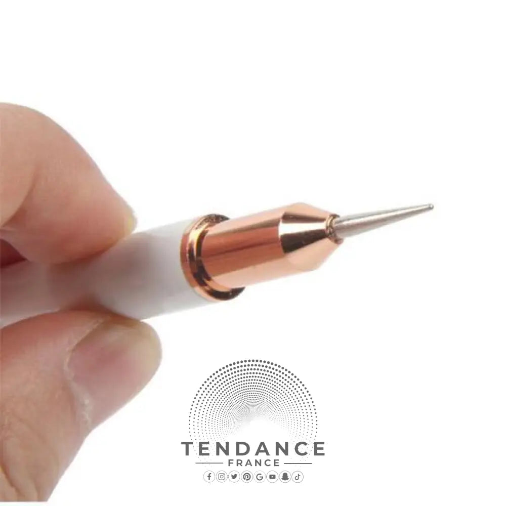 Préleveur De Strass / Manucure | France-Tendance