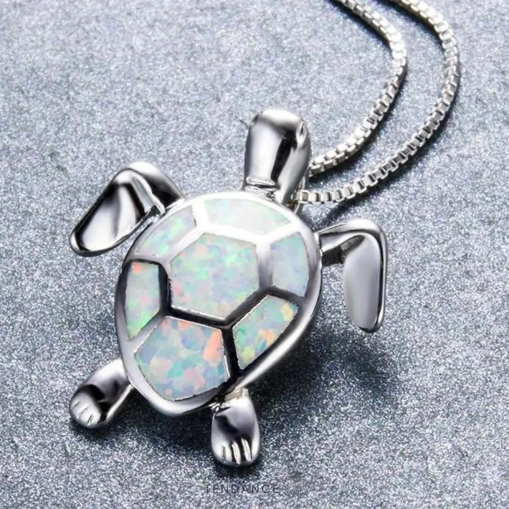 Collier Tortue De Mer En Opale Feu Blanc | France-Tendance